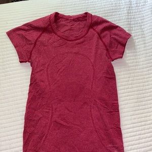 Lululemon Size 2 Swiftly Tech Red Top